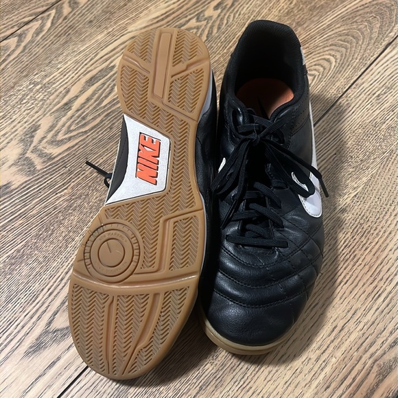 Nike Tempo Sneakers - Size 10.5 - Picture 7 of 11